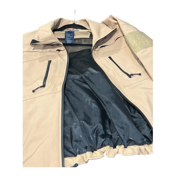 Sabre 2.0 Covert Tactical Jacket Size L - Picture 4 of 6